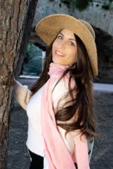 <em>Daniela M.</em>